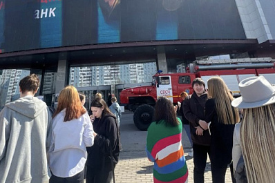 В Самаре 5 апреля эвакуировали 350 человек из ТЦ "Эль Рио"