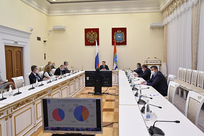 На удаленный режим в Самарской области переведут людей старше 65 лет 