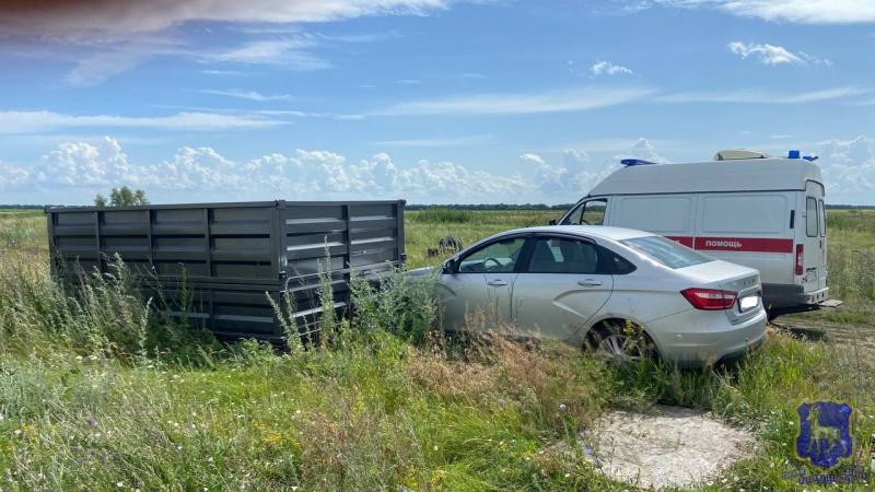 В Самарской области 83-летний водитель погиб на грунтовой дороге