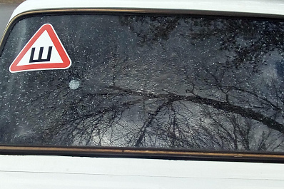 В Самаре подростки устроили стрельбу по машинам из пневматики