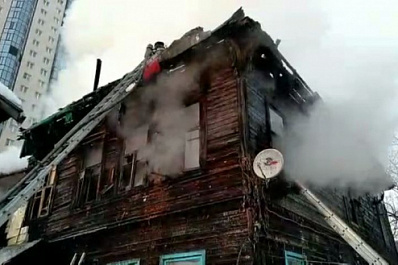 Два человека погибли при пожаре в жилом доме прямо в центре Самары