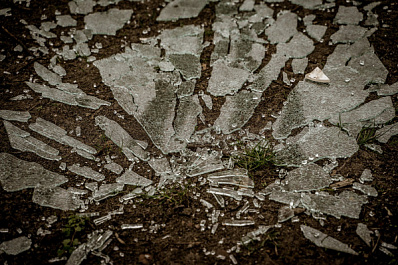 В Сызрани вандалы прошлись по центральному парку