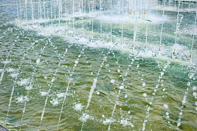 Самарцам показали, что происходит с фонтаном на улице Осипенко