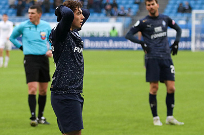 "Крылья Советов" намерены обратиться в ЭСК из-за эпизода с падением Коваленко в матче с "Ахматом"