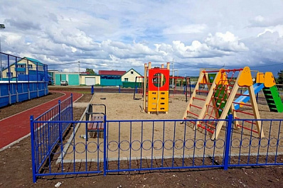 В Клявлинском районе благоустроили спортплощадку, сквер и парк 