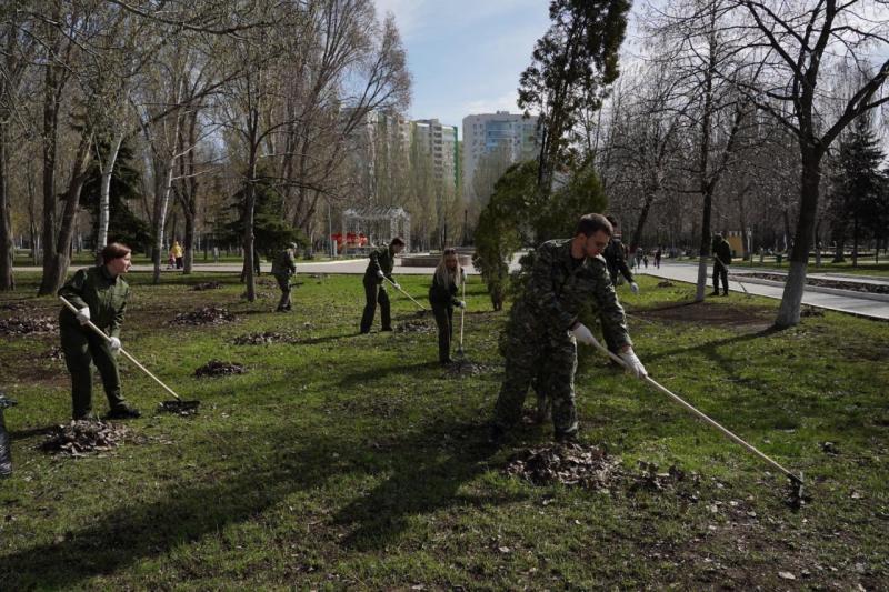 23 тысячи самарцев приняли участие в первом весеннем субботнике