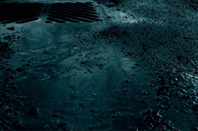 24 ноября в Куйбышевском районе Самары дорожники повредили напорный коллектор