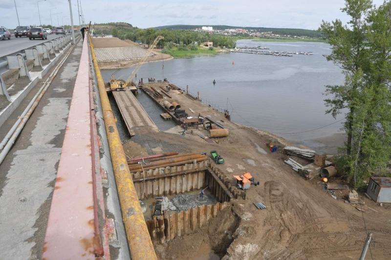 В регионе продолжается строительство моста через реку Сок