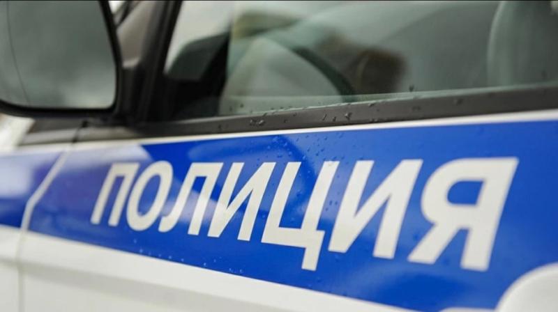 60-летний житель Самарской области попытался ударить ножом полицейского