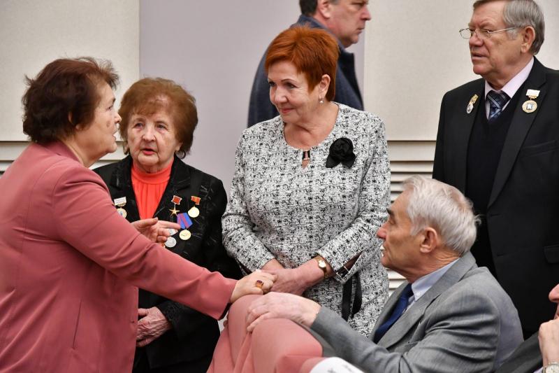 Общественники поддержали инициативу о присвоении Самаре статуса "Город трудовой доблести"