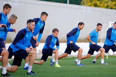 "Крылья Советов" готовятся к матчу против "Ахмата" без двух самарских воспитанников