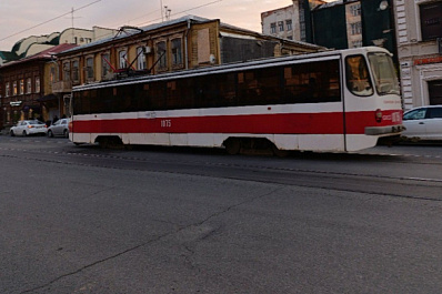 17 июня в Самаре сошел с рельсов трамвай № 16