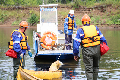 Во время учений предотвратили "загрязнение" реки Самары нефтью