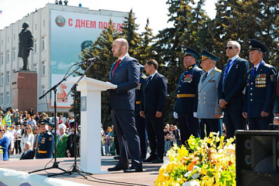 Сызранское высшее военное авиационное училище летчиков отмечает 85-летие