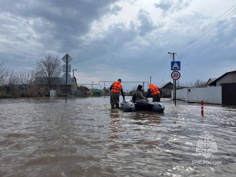 Паводковые воды покинули 166 домов в Самарской области