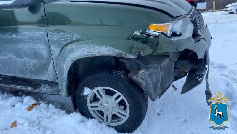 В Тольятти "Приора" протаранила фуру