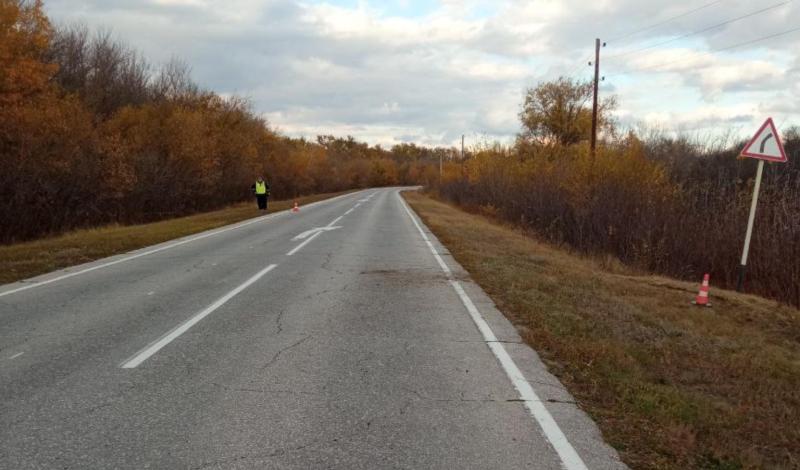 Трое пострадали: в Самаре водитель на Suzuki врезался в столб