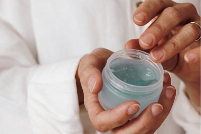 Косметолог рассказала, какие процедуры не рекомендуется делать летом