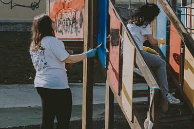 В Ленинском районе завершат сезон благоустройства дворов