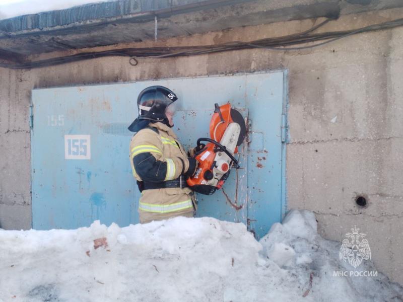 В Самарской области в гаражном кооперативе сгорел Datsun 