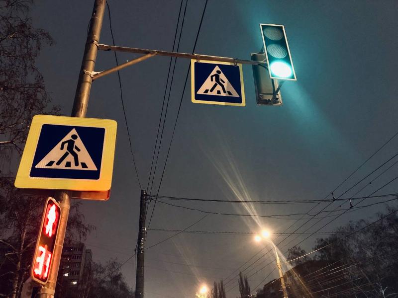 В Тольятти мужчина умер после падения на пешеходном переходе