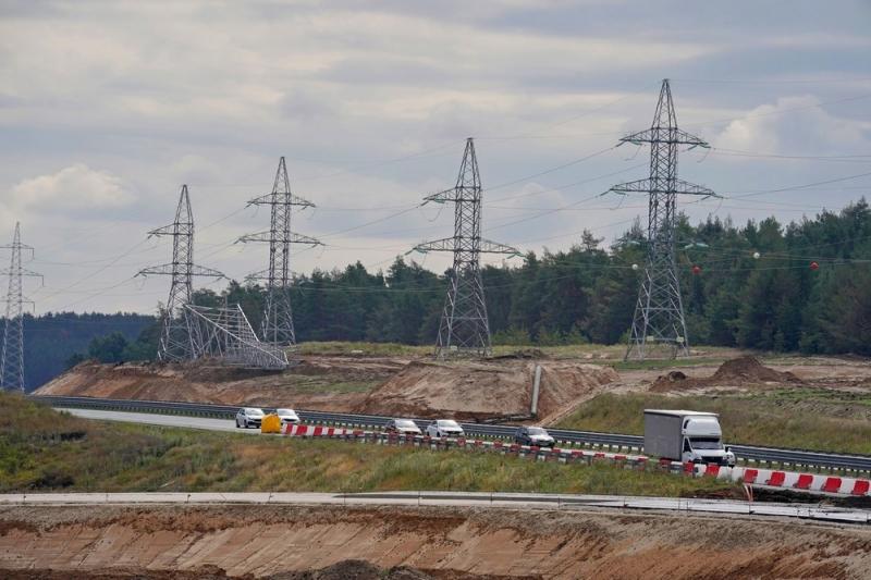 Плетут сети: энергетики завершают свою часть работы по Волжскому мосту и трассе в обход Тольятти