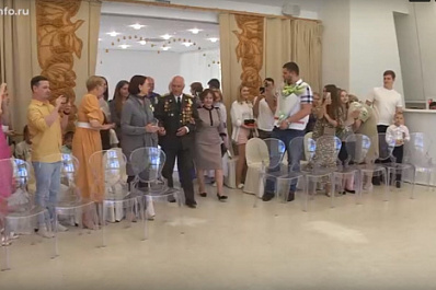 В Самаре наградили 15 семейных пар, отметивших серебряную годовщину брака