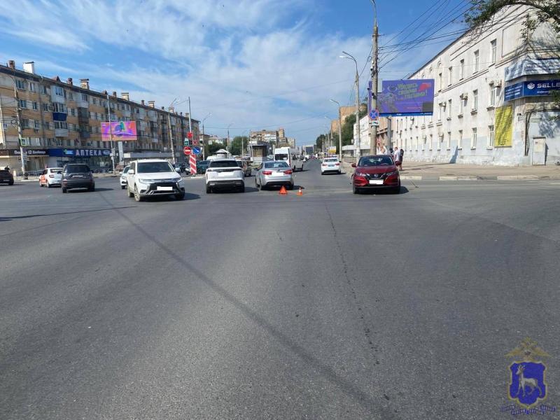 В Самаре 23 июля в аварии на улице Гагарина пострадала 16-летняя девочка