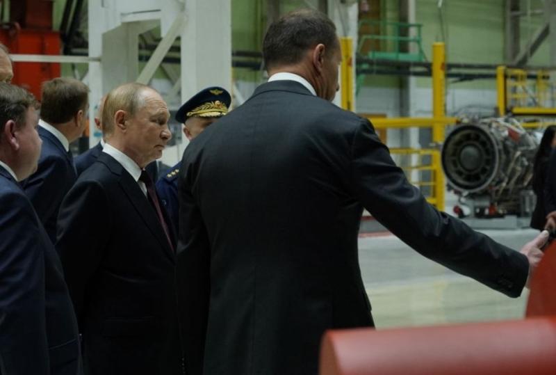 Алексей Ульянин: "Второй визит Владимира Путина в Самарскую область за этот год - яркое свидетельство огромного стратегического значения нашего региона для экономики и обороноспособности всей страны"