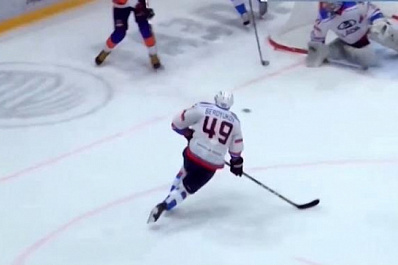 Хоккейная "Лада" сегодня сыграет на выезде с "Динамо" из Санкт-Петербурга