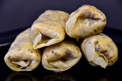 Радужный обед: тольяттинец отведал цветные голубцы