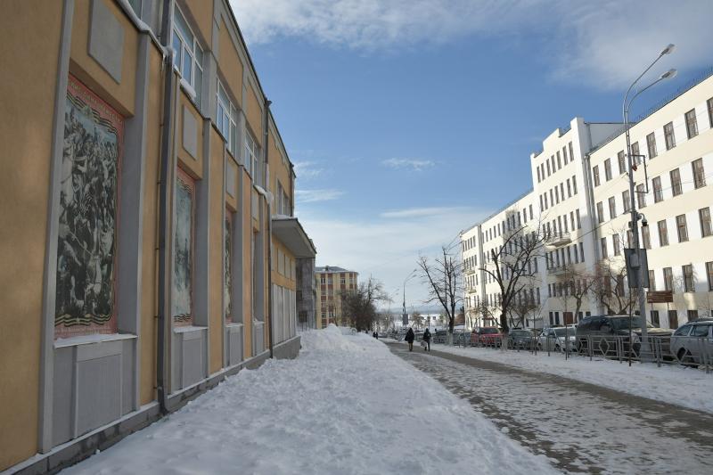 Мнение архитектора: иностранные вывески создают ощущение визуального мусора