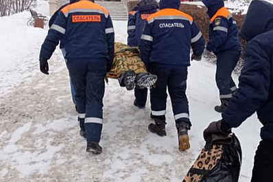 В Тольятти женщина при катании на "ватрушке" повредила бедро