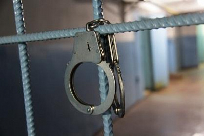 Сотрудник горадминистрации Тольятти попался на взятке в 12 тысяч рублей