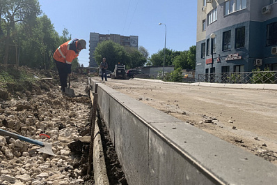 Комплексный ремонт дороги на ул. Луначарского в Самаре завершен на треть