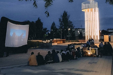 Жителей Кинеля приглашают в кинотеатры под открытым небом с огромным надувным экраном