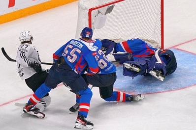  Хоккейный эксперт: "Дисциплина и характер позволяют тольяттинской "Ладе" добиваться успеха" 