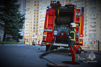 В Самарской области 15 октября сотрудники МЧС потушили три пожара