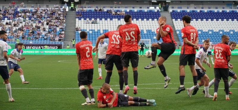 Областное дерби: "Крылья Советов" и "Акрон" сыграли вничью