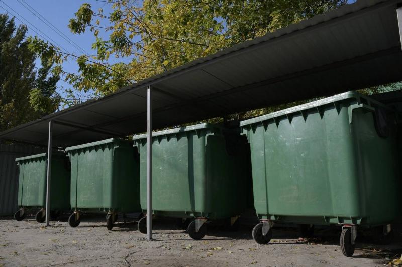 В Приволжском районе после судебного разбирательства обустроили мусорные площадки
