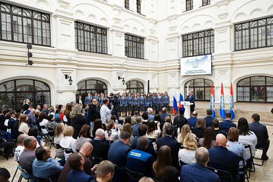 Губернатор Вячеслав Федорищев отметил наградами одних из лучших сотрудников отрасли дорожного хозяйства