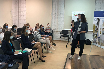 В Самарской области стартовал проект "Мама-предприниматель" (16+)