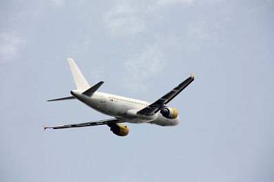 Роспотребнадзор изменил правила для прибывающих в Россию самолетами