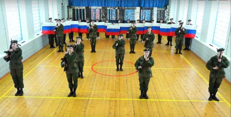 Юные патриоты Новокуйбышевска присоединились к акции в поддержку российской армии