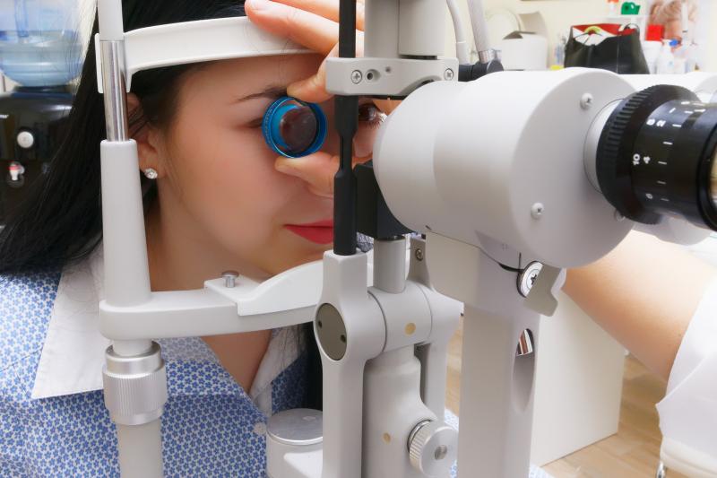 Cамарские врачи рассказали о риске травм глаз на майских праздниках
