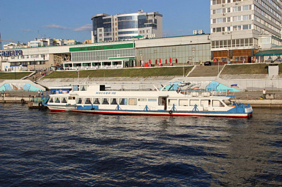 В Самаре стали доступны речные прогулки до острова Голодный