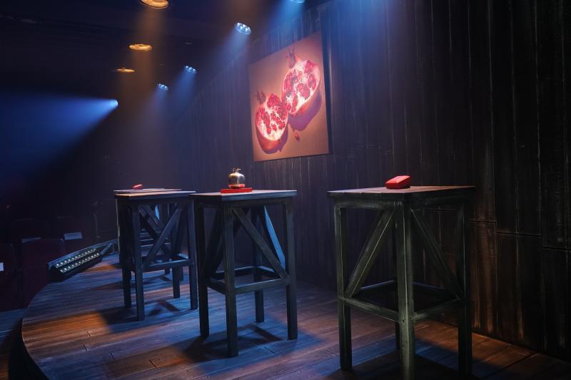 Медиаагентство "Самара 450" отметили спецпремией художественного руководителя театра "Грань" за проект "Код памяти"