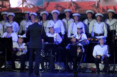 На самарской сцене Ансамбль песни и пляски Черноморского флота представил новую концертную программу