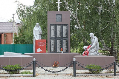 В селе Узюково отремонтирован мемориал в память о погибших воинах 
