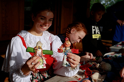 В Ширяеве появились "Золотые узоры"